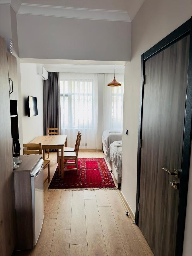 Terrace Guesthouse Istanbul Exterior photo